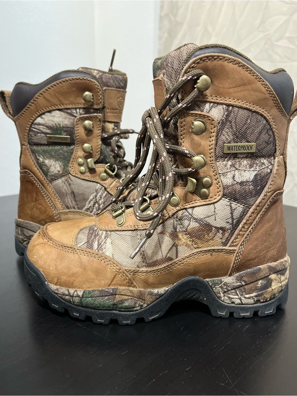 Game Winner women’s Camo Leather Hiking Boots - Brown/Green size 6